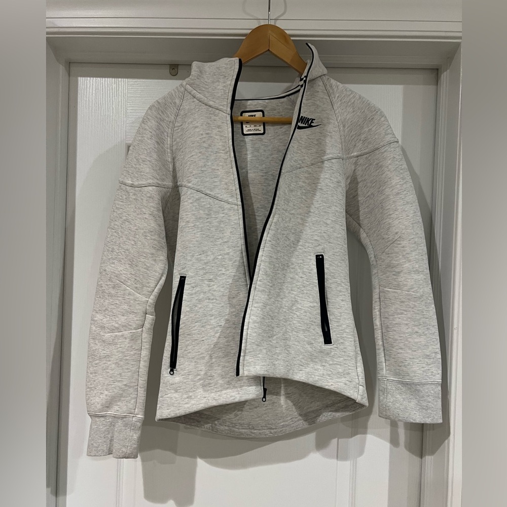 Women’s Nike Tech full zip hooded jacket